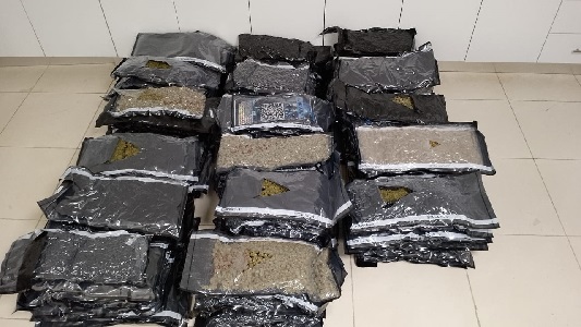 Paquetes de marihuana en el Aeropuerto Internacional del Cibao (Fuente externa)