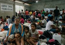 Lluvias obligan desplazamiento de 30,500 personas