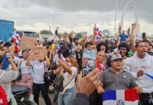 Cacerolazos y Plaza de la Bandera vuelven a mostrar descontento