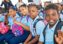 República Dominicana erradica la desigualdad escolar